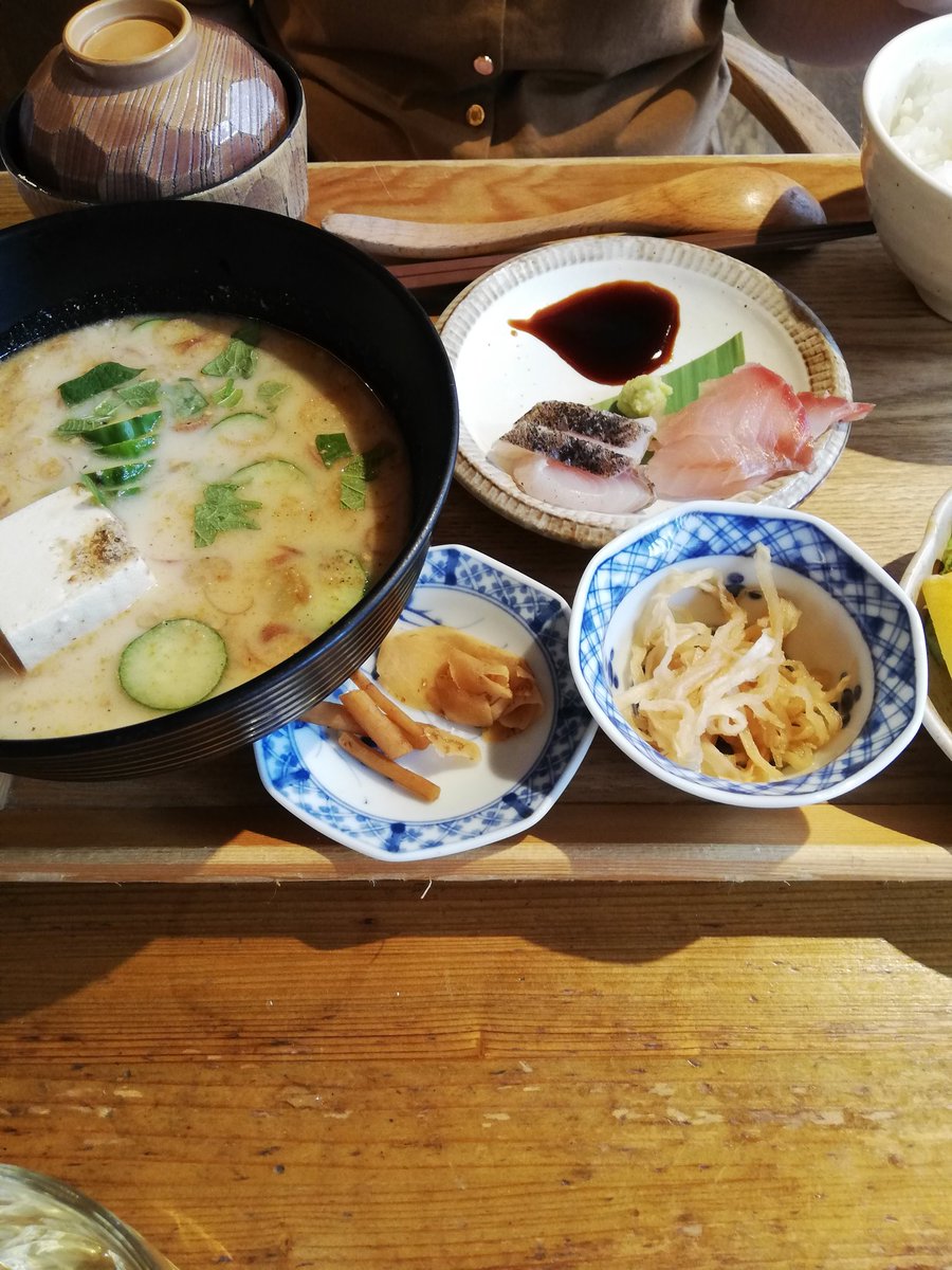 daikichijah's tweet photo. #チキン南蛮 
 #宮崎風土くわんね 
 #新宿みやざき館KONNE 
 
都内で食べられる本場のチキン南蛮を食べに行きました。
普段食べてるものと全く違った。柔らかさ、味わい、タルタルソース、めっちゃ美味しかった😋大満足 https://t.co/rmDrVCIptR