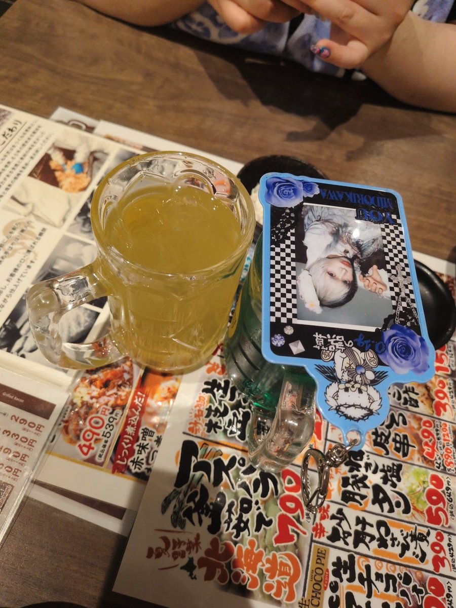 mugichansakura's tweet photo. 昨日は0.1gの誤算のライブでした😌✨
疲れちゃって逆ダイはサボりました😖💦
友達と晩ごはんもできて楽しかった❣️ https://t.co/v4uO9eEhSs