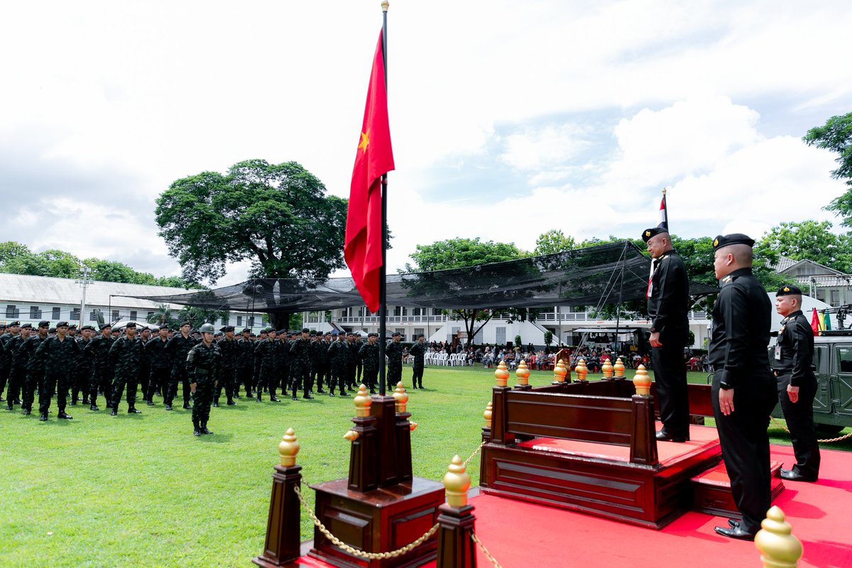 4ID_Army_PR's tweet photo. เมื่อวันที่ 3 ก.ค.69  พล.ต.ประสาน เห็นประเสริฐ ผบ.พล.ร.4 เป็นประธานในกิจกรรม “เปิดบ้านทหารใหม่ (Open House)” ผลัดที่ 1/2569 ของหน่วยฝึกทหารใหม่ในสังกัดกองพลทหารราบที่ 4 ภายในค่ายสมเด็จพระนเรศวรมหาราช อำเภอเมือง จังหวัดพิษณุโลก โดยมีทหารใหม่เข้าร่วมกิจกรรมจำนวน 247 นาย https://t.co/wdGpQbnSej