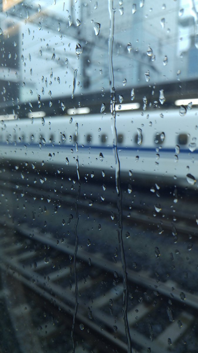 TK_infinity_21's tweet photo. 旅でよく聴く曲は『小さな旅 光と風の四季』(大野雄二)と『風の詩 THE 世界遺産』(小松亮太)、『こころたび』(池田綾子)。

街中の喫茶店の窓際の席から外の景色を眺めて聴く曲は『戦場のメリー・クリスマス』(坂本龍一)と『旅のはじめに』(ウォン・ツィンツァン)。

日常に音楽は欠かせない。

#音楽 https://t.co/fPaNAc3xIF