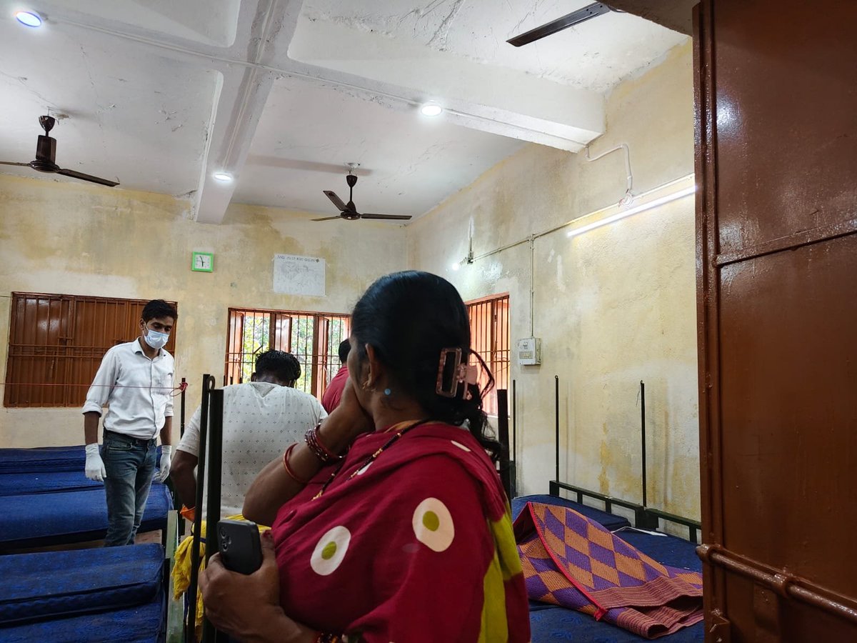 nvbdcpkandhamal's tweet photo. IRS activity was carried out  by MPHW M at tapanibanaprabha HS presences of HM ,Ward  member,supervision all the hostel room and awareness about use of LLIN was done, Sadingia SC-AAM, Phiringia block.

#MalariaFreeKandhamal
#ମ୍ୟାଲେରିଆମୁକ୍ତକନ୍ଧମାଳ 
#मलेरियामुक्तकंधमाल https://t.co/kXVCm3bC9C