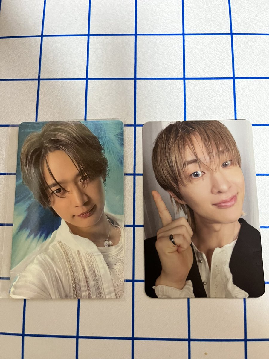 leeds53006024's tweet photo. #SHINee The6th Mini Album Atmos 
#SHINeeトレカ交換

Weverse ver

譲▶︎画像のもの (ミノ、オニュ)
求▶︎キー (他ver 検討可)

FFさんとそのお友達の方優先で
郵送📮希望です

よろしくお願いします🙇‍♀️✨ https://t.co/JlBqxCMM8i