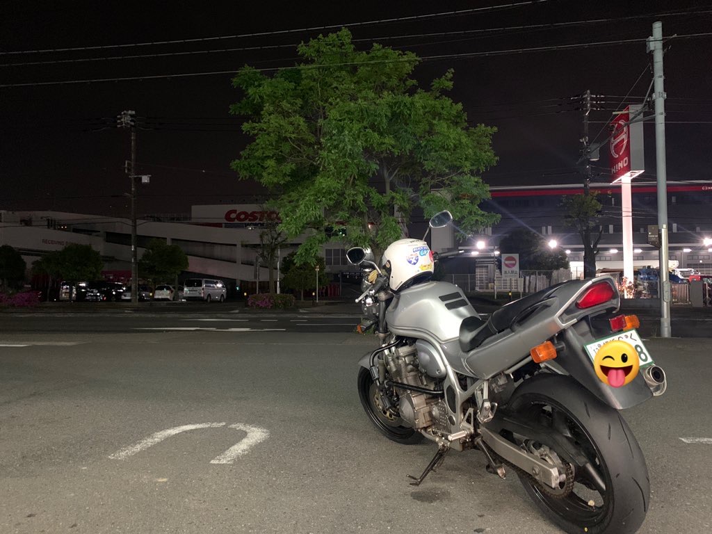tamotamo98's tweet photo. アイドリングしない 無理 無理 です
キャブ開けてる時間内はない
ストマジにエントリー変更します
なんてこった #JAGE #モトジムカーナ https://t.co/fLT9Pwfwgr