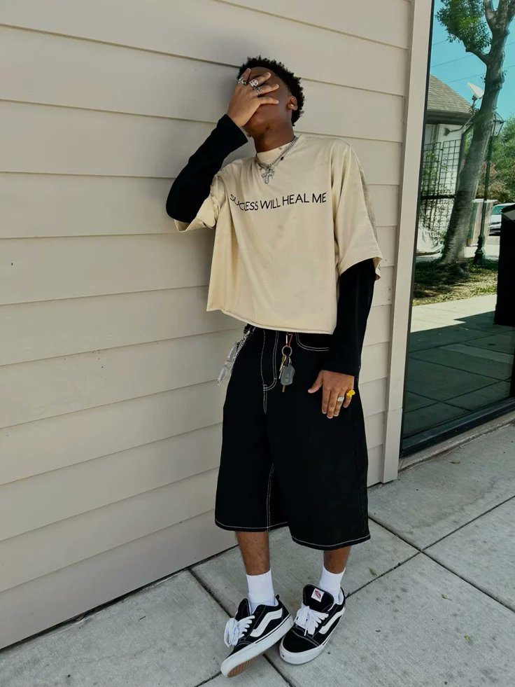 deivyn_7's tweet photo. Bro to bro
Get your self some nice fits.
#fashion https://t.co/XK2LUFU4XE