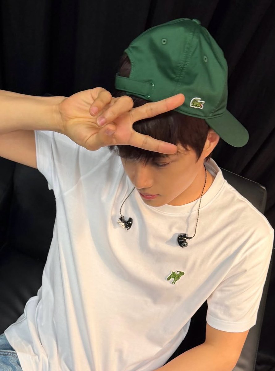 Hereiam_cafe's tweet photo. 260703 zkdlin KAISTAGRAM 

리허설🐐
#광고
#Lacoste #라코스테 #노박조코비치 #GreatestOfAllTime LacosteGOAT

https://t.co/uh40mTwnwA

#엑소카이 #EXO #KAI #jongin #김종인 #카이 #カイ #종인 #金钟仁 #zkdlin #종인별 #카이스타그램 #KAISTAGRAM #KAIxLacoste #라코스테 @Lacoste https://t.co/h17ZStb68Y