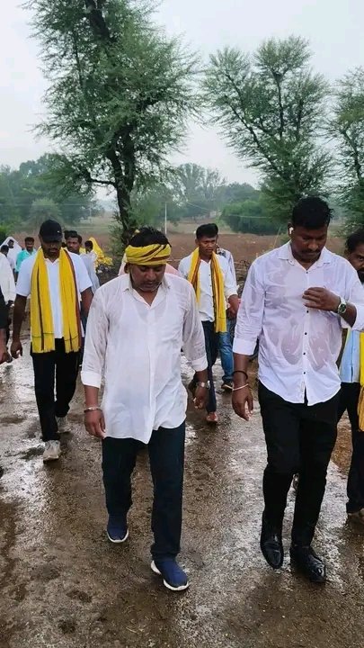 KolKrishn's tweet photo. 02 जुलाई 2026 विशेष 
ग्राम-मनकहरी में भगवान बिरसा मुंडा जी की प्रतिमा को क्षतिग्रस्त किए जाने की घटना अत्यंत निंदनीय एवं दुर्भाग्यपूर्ण है। #जयस परिवार इस घटना की कड़े शब्दों में निंदा करता हैं, https://t.co/QNgiqXO252