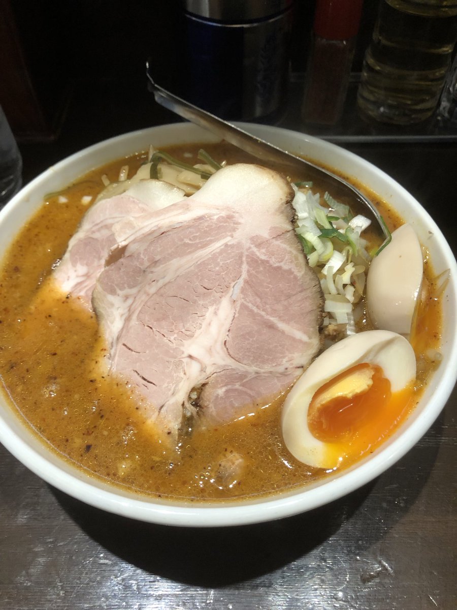 ebimen's tweet photo. アカウント凍結解除遅いから
別垢使って復活しました

今日から
宜しくお願い致します〜 https://t.co/7KMsSYEjCv