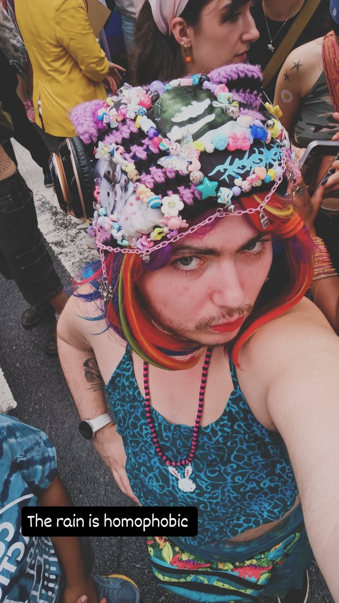 MarsxEros's tweet photo. Plenty of femboi fun times during pride month 
If u wanna see more : check out my Fansly 😉 
https://t.co/LBq7dk8BgK https://t.co/rIgVURscOo
