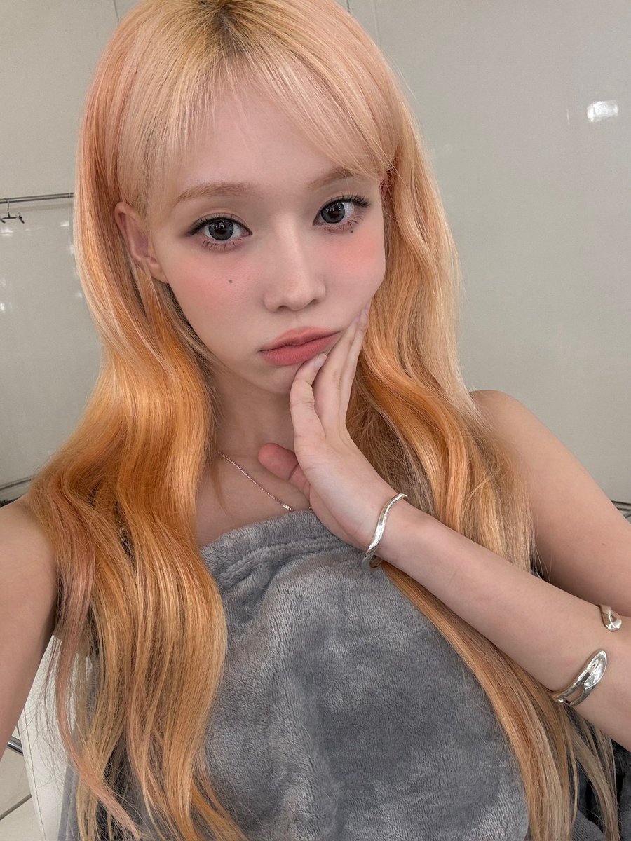 shuxxeam's tweet photo. 공쥬가너무이쁠때��... https://t.co/BDQNYqITJC