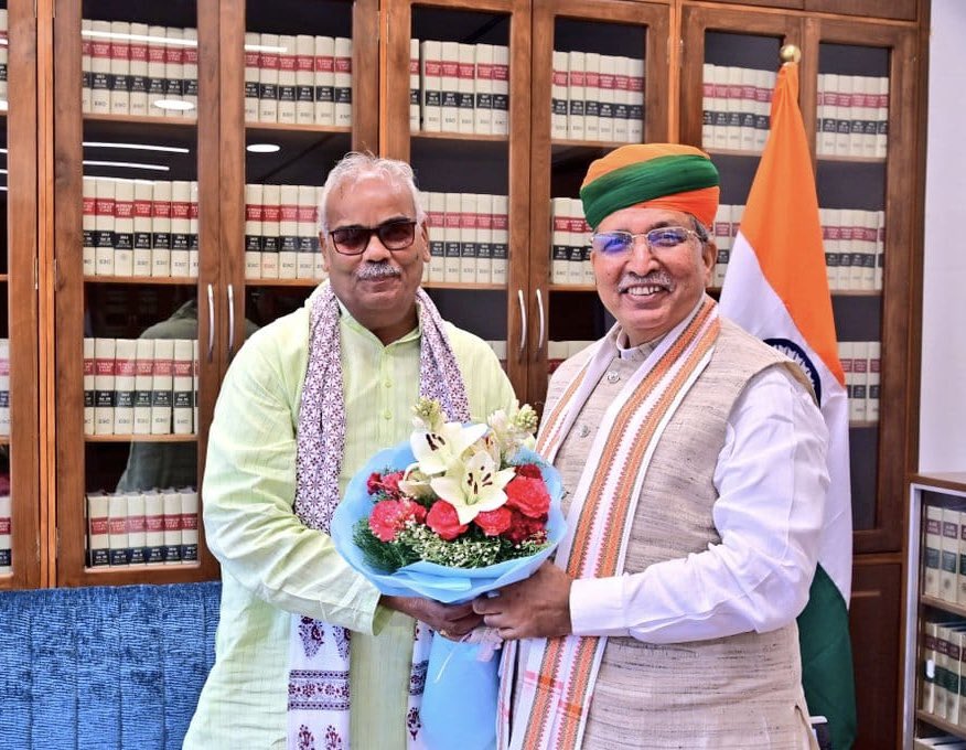 Nemaram34991052's tweet photo. दिलावर जी न्याय संगत माँगे पूरी करो।
#2nd_ग्रेड_फॉर्म_रिऑपन_किजिए #मोदीजी_rpsc_2nd_ग्रेड_फॉर्म_रिऑपन_किजिए
#नमो_न्याय_दो 
#भजनलाल_न्याय_दो 
@narendramodi @BhajanlalBjp @PMOIndia @RajCMO @madandilawar @KumariDiya https://t.co/5nRcvcD5QV