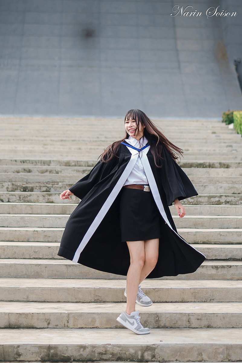NarinFal's tweet photo. สอบคิวว่างก่อนได้น๊า รับถ่ายภาพรับปริญญา  รับขีดหมวก รับใบประกาศฯ ติดยศ โปรไฟล์ ถ่ายเล่น และงานพิธีต่างๆ ราคาเบามากกกกก ปรับแสงสีให้ทุกใบ ถ่ายไม่จำกัดจำนวนรูป ส่งงานให้ทั้งหมด ทักมาคุยได้เลย Tel &amp; Line 0922768470  #ช่างภาพรับปริญญา #หาช่างภาพ #หาตากล้อง #หาช่างภาพรับปริญญา https://t.co/fV1FmbRWL7