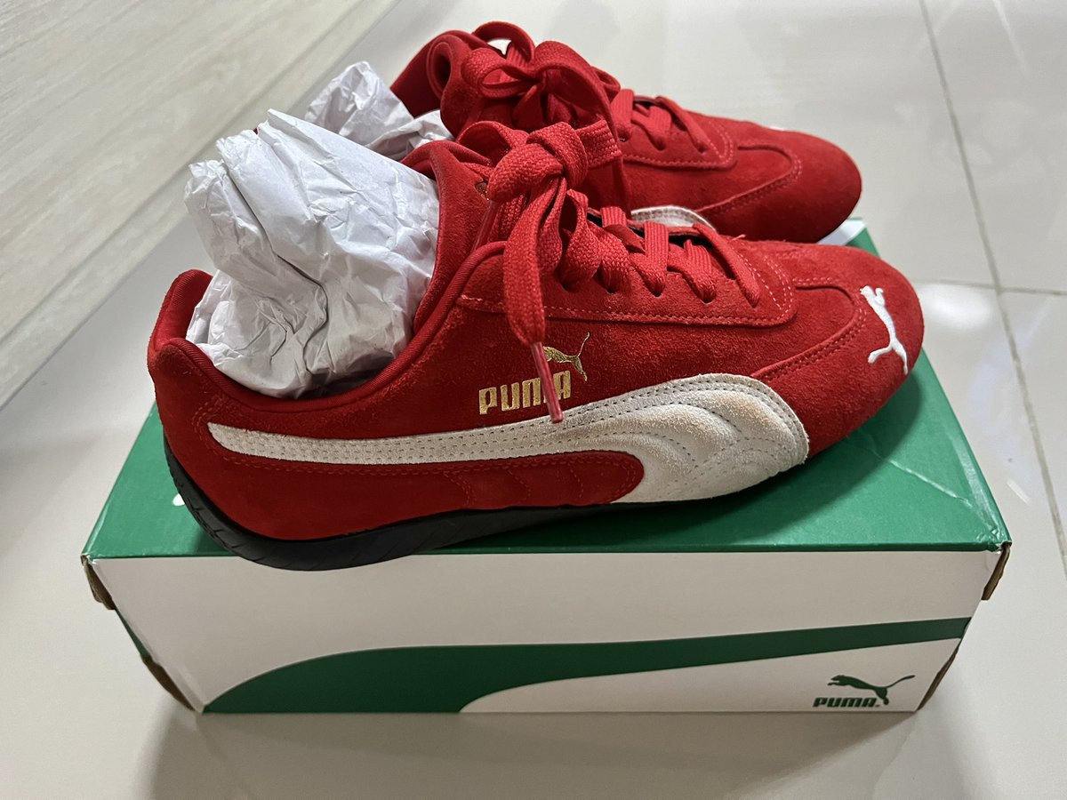 mymeu_'s tweet photo. ส่งต่อ puma speed cat สีแดง ♥️。⋆ ʚɞ .ᐟ
size 38.5eur/24.5cm
price 1600.- 🛋️👛
ดูเพิ่มเติม dm ได้เลยงับบ🫶🏻
#ส่งต่อpuma #รองเท้าผ้าใบ #ส่งต่อรองเท้ามือสอง #เสื้อผ้ามือสอง #รองเท้าส่งต่อ #pumathailand #pumath https://t.co/buX71Lb1AF