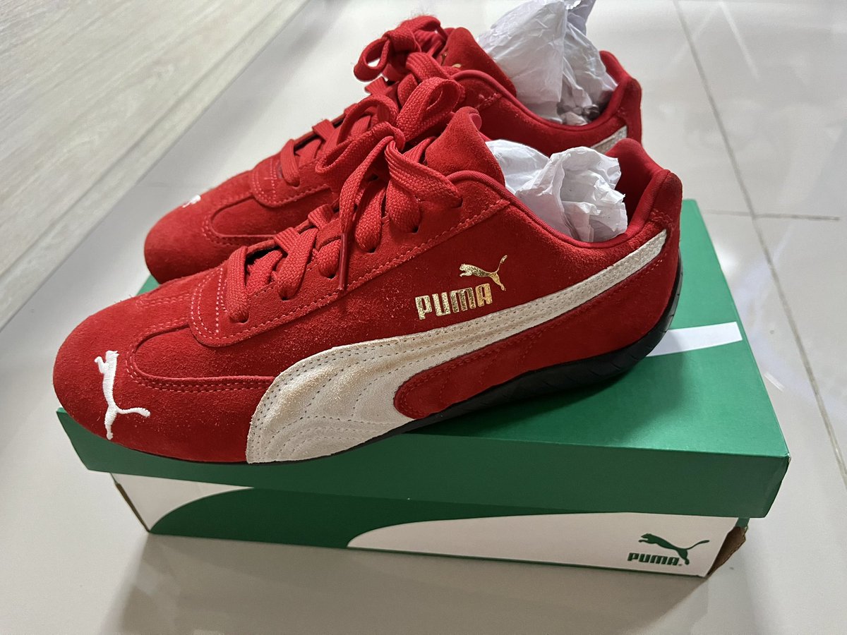 mymeu_'s tweet photo. ส่งต่อ puma speed cat สีแดง ♥️。⋆ ʚɞ .ᐟ
size 38.5eur/24.5cm
price 1600.- 🛋️👛
ดูเพิ่มเติม dm ได้เลยงับบ🫶🏻
#ส่งต่อpuma #รองเท้าผ้าใบ #ส่งต่อรองเท้ามือสอง #เสื้อผ้ามือสอง #รองเท้าส่งต่อ #pumathailand #pumath https://t.co/buX71Lb1AF