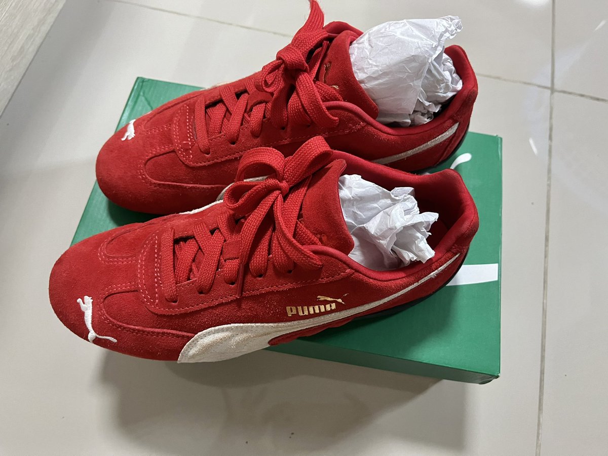 mymeu_'s tweet photo. ส่งต่อ puma speed cat สีแดง ♥️。⋆ ʚɞ .ᐟ
size 38.5eur/24.5cm
price 1600.- 🛋️👛
ดูเพิ่มเติม dm ได้เลยงับบ🫶🏻
#ส่งต่อpuma #รองเท้าผ้าใบ #ส่งต่อรองเท้ามือสอง #เสื้อผ้ามือสอง #รองเท้าส่งต่อ #pumathailand #pumath https://t.co/buX71Lb1AF