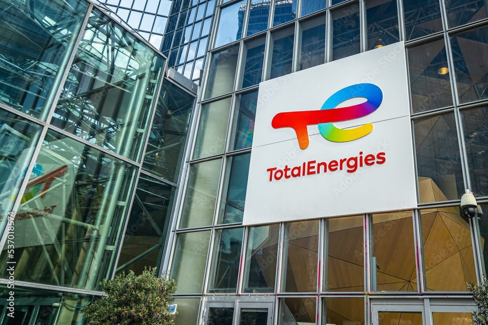 Divs_King's tweet photo. C’est jour de paye pour les actionnaires de TotalEnergies ! 💶

La société vient de procéder au paiement de son dividende trimestriel,

Avec une belle augmentation de 7% par rapport à l’année précédente📈

Qui a été payé par ce fleuron Français ?😏 https://t.co/4vMLmzAUBX