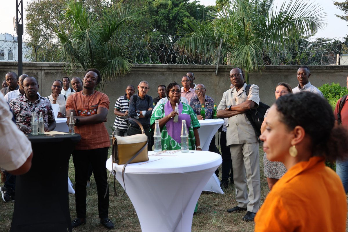 EnabelauBurundi's tweet photo. 1/2🏢 Une nouvelle adresse pour Enabel au #Burundi !

Depuis juin 2026, toutes les équipes projets d'Enabel sont installés dans nos nouveaux bureaux à #Rohero I, Avenue des Orangers, N°3. 

Notez que la représentation de Enabel au Burundi, reste à l'Avenue du 18 septembre, N°19. https://t.co/fIyTdW4hBV