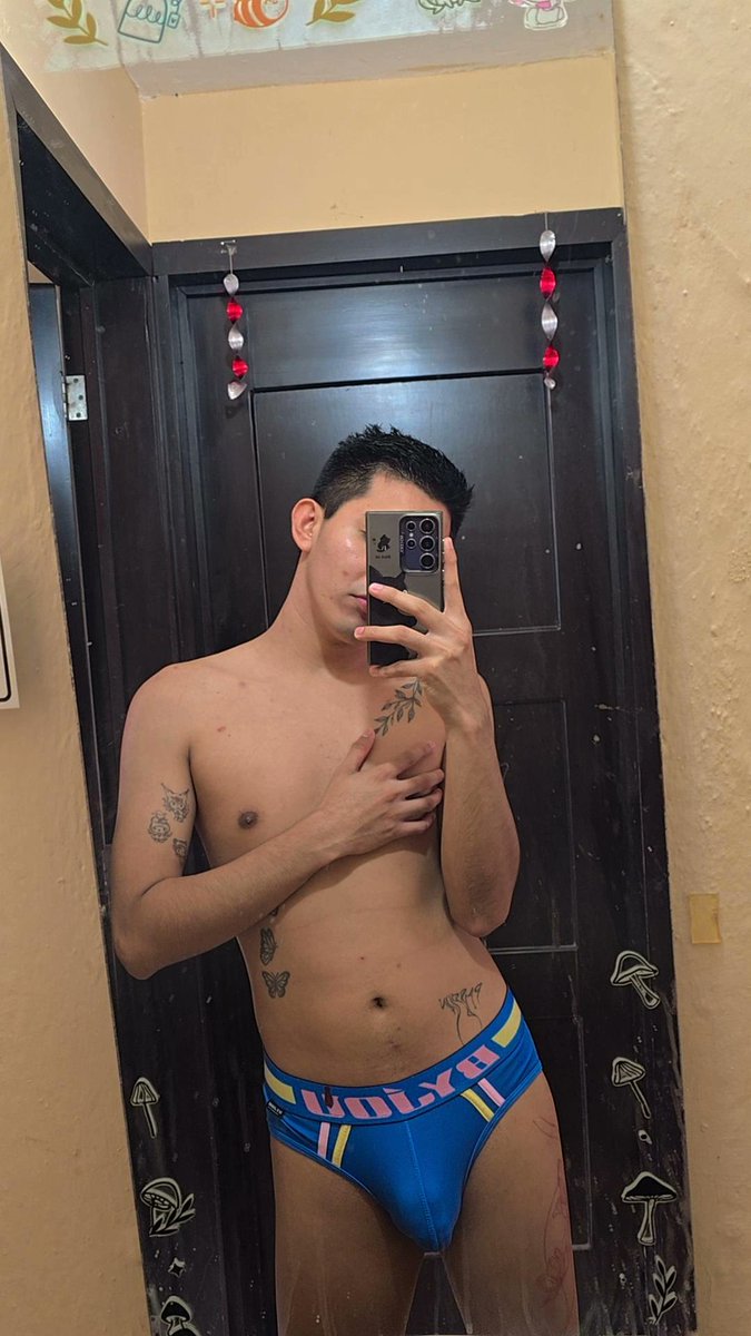 BratzBoyHot's tweet photo. Holaa, sigan mi nueva cuenta bbs 🔥, la otra me la quitaron :(, los tqmmmmn. https://t.co/mR1HyeinYe