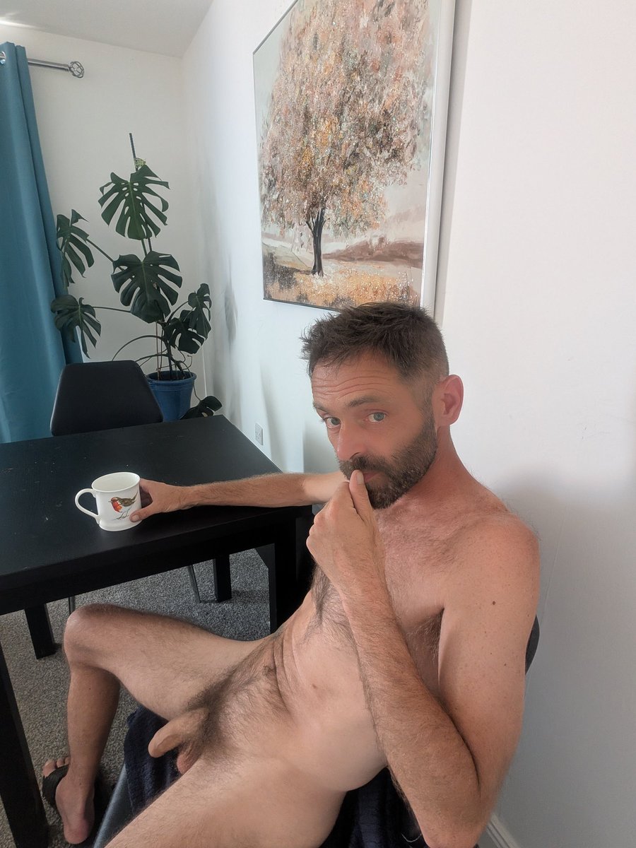 nakedcoffeeguy's tweet photo. Good morning everyone 🌄 time for coffee. How do you take yours?  Have a great day however you spend it. ☕🍆👇🏻😉 https://t.co/RcCkhYAhDt
