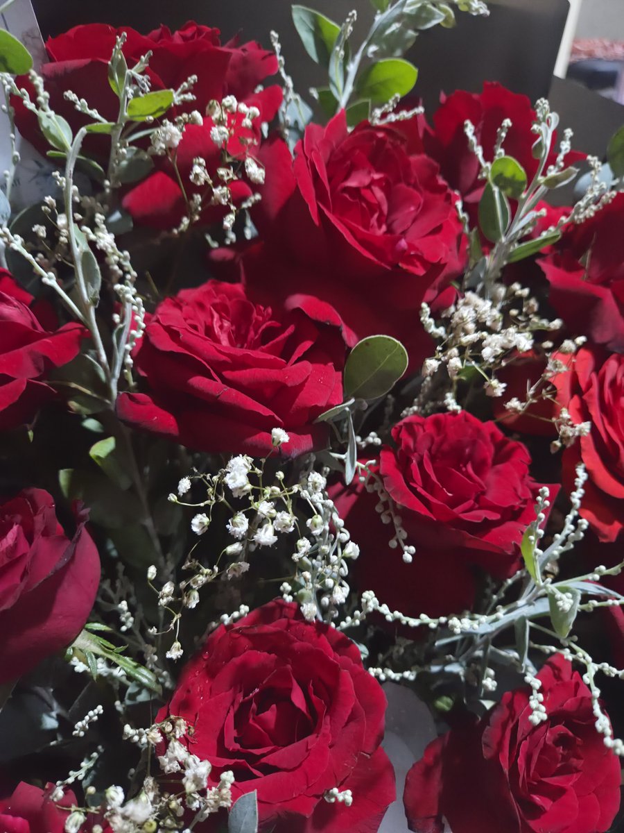 k4cangmete's tweet photo. Thank u for the rose my loved https://t.co/A5ZZs7jmow