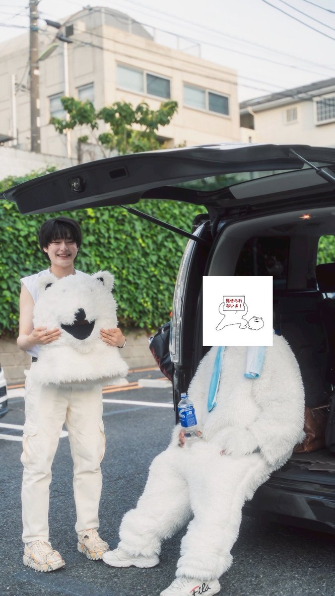 nanoq_staff's tweet photo. はちゃめちゃにいい写真なのに
どう考えても見せられない https://t.co/QeSN3JBeow