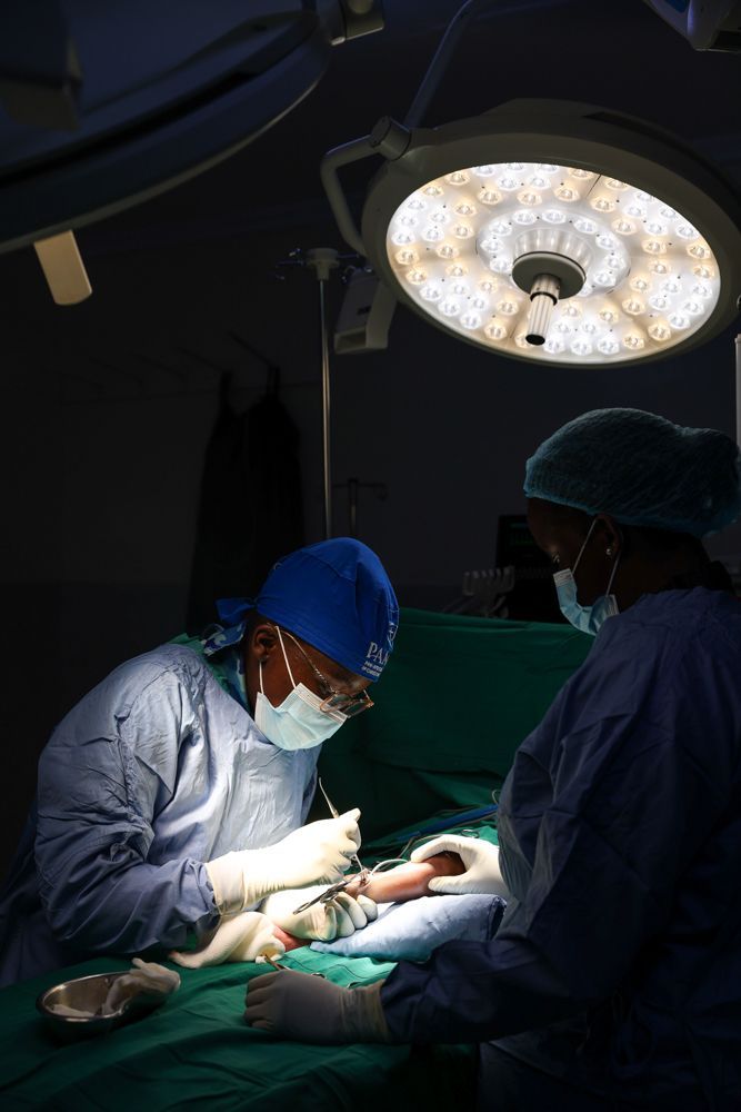 CURE_Kenya's tweet photo. Happy New week and month! 
Here's how we kicked off July! 
1. Bravin finds comfort and joy in the playroom as he continues to recover.
2. Neiden's smile returns after a successful surgery.
3. Dr. Chelsea performing surgery in the OR.
4. Double blessings to help us serve more! https://t.co/ajge6Io3Xj