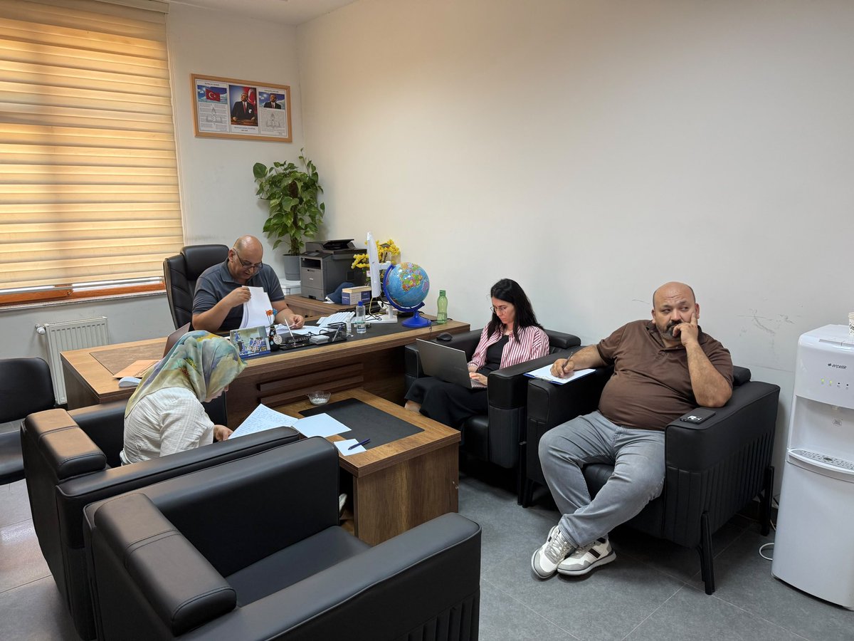Nurdagi_MEM's tweet photo. Şube Müdürü Miktat KARA Başkanlığında Sene SonuOkul Müdürleri Kurul Toplantısı Gerçekleştirildi

📌 https://t.co/YYsWXRYbNP

@gantepvaliligi @Gaziantep_MEM @Dr_Onderarpaci @ncerciyas @MusaYildirim27 https://t.co/TQmWnrlods
