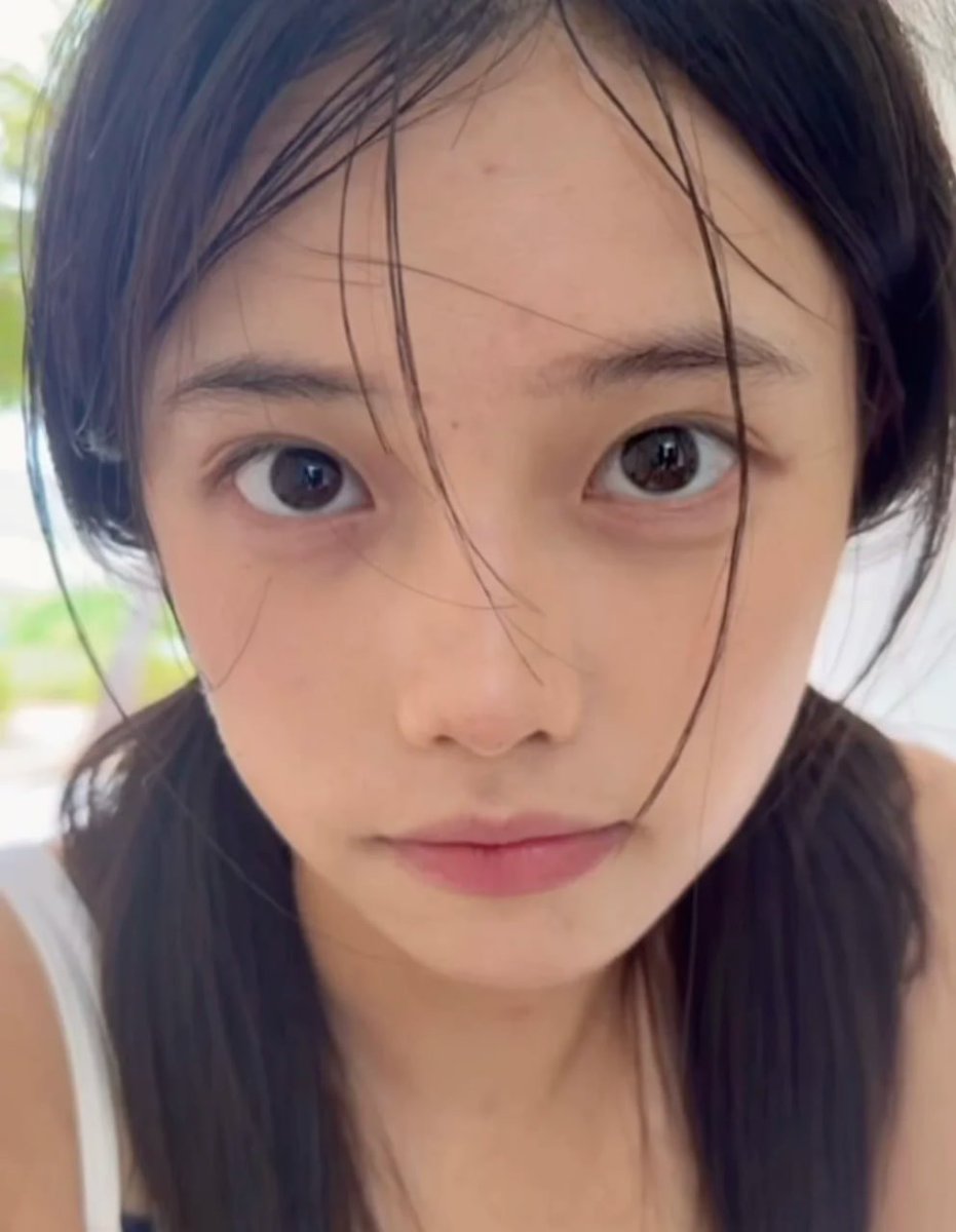 qymt7n's tweet photo. 真的可以在這邊交朋友嗎   
有人願意跟我聊天嗎 https://t.co/LfBcpd19hm