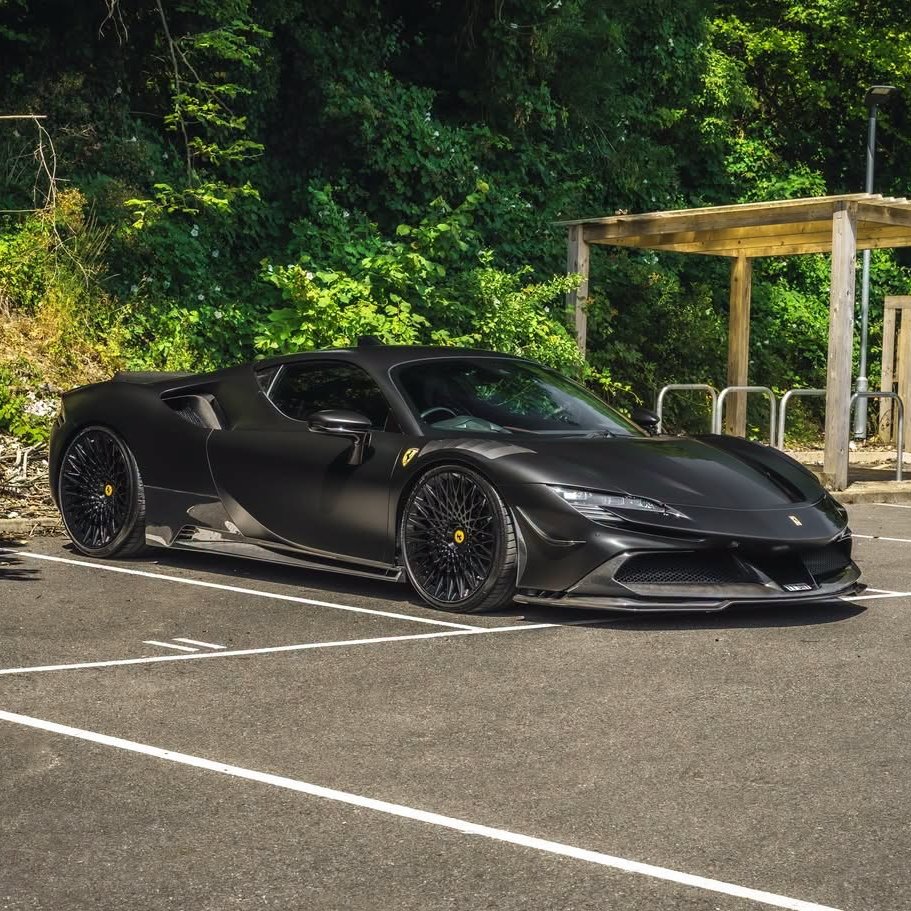 autochat360's tweet photo. Murdered #SF90 on AL13 Wheels S025 finished in Gloss Black https://t.co/EELcaOeVAv