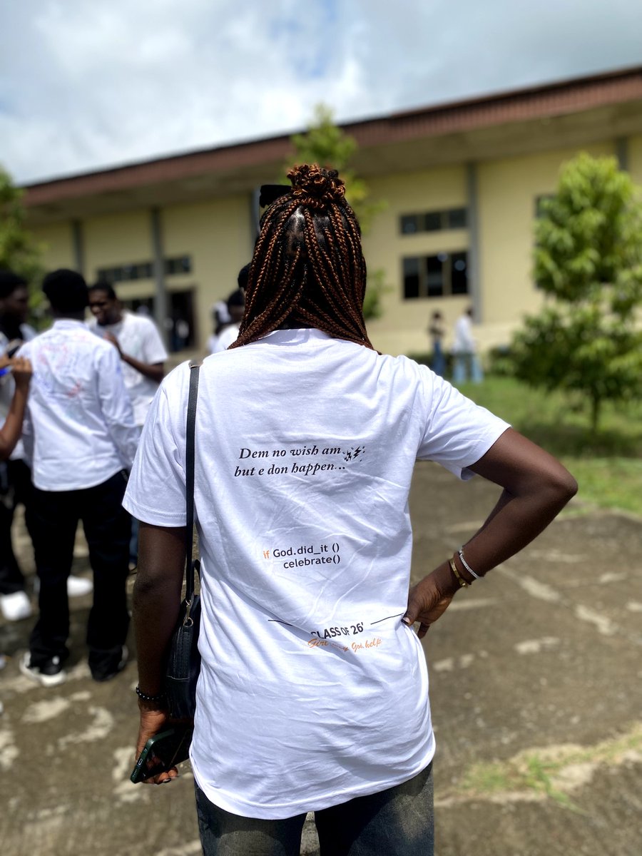 sunmibare_20's tweet photo. I used to congratulate others, but now it's finally my turn. 🥹🎓
Officially Signed out 🥹🎊
Carried by grace for 5 years. ❤️🫶🏽
Dear God,
Thank You. 🤍
To God be all the glory. 🙏✨
#SignOut2026 #LastDaysInOOU #ComputerScience #OOU #ClassOf2026 https://t.co/iSN7hcqM11