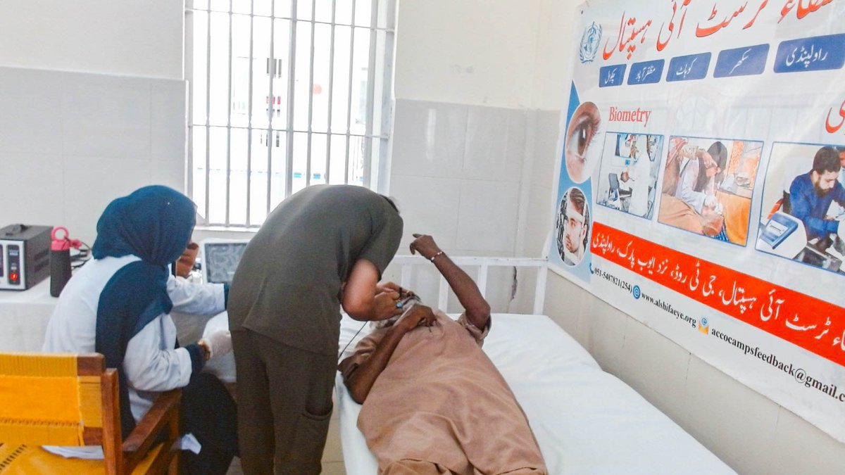 alshifaeye's tweet photo. Al-Shifa Centre for Community Ophthalmology (ACCO), in line with its mission of reaching out to the unreached, conducted a one-day eye surgical camp at Adyala Jail, Rawalpindi.

A total of 675 OPD patients were screened for any vision problems and 14 Surgeries were performed. A total of 41 patients were referred to base hospital for further treatment. Additionally, 452 eye glasses and 162 specialised eye glasses were distributed to patients requiring visual aids for enhanced visual acuity. 788 free eye medicines were distributed among those requiring medicines for treatment. Furthermore, 101 patients were screened for Diabetes Mellitus and Hypertension. 

With every passing day, Al-Shifa Trust Eye Hospital takes one step forward to further its mission of eliminating blindness from Pakistan.
