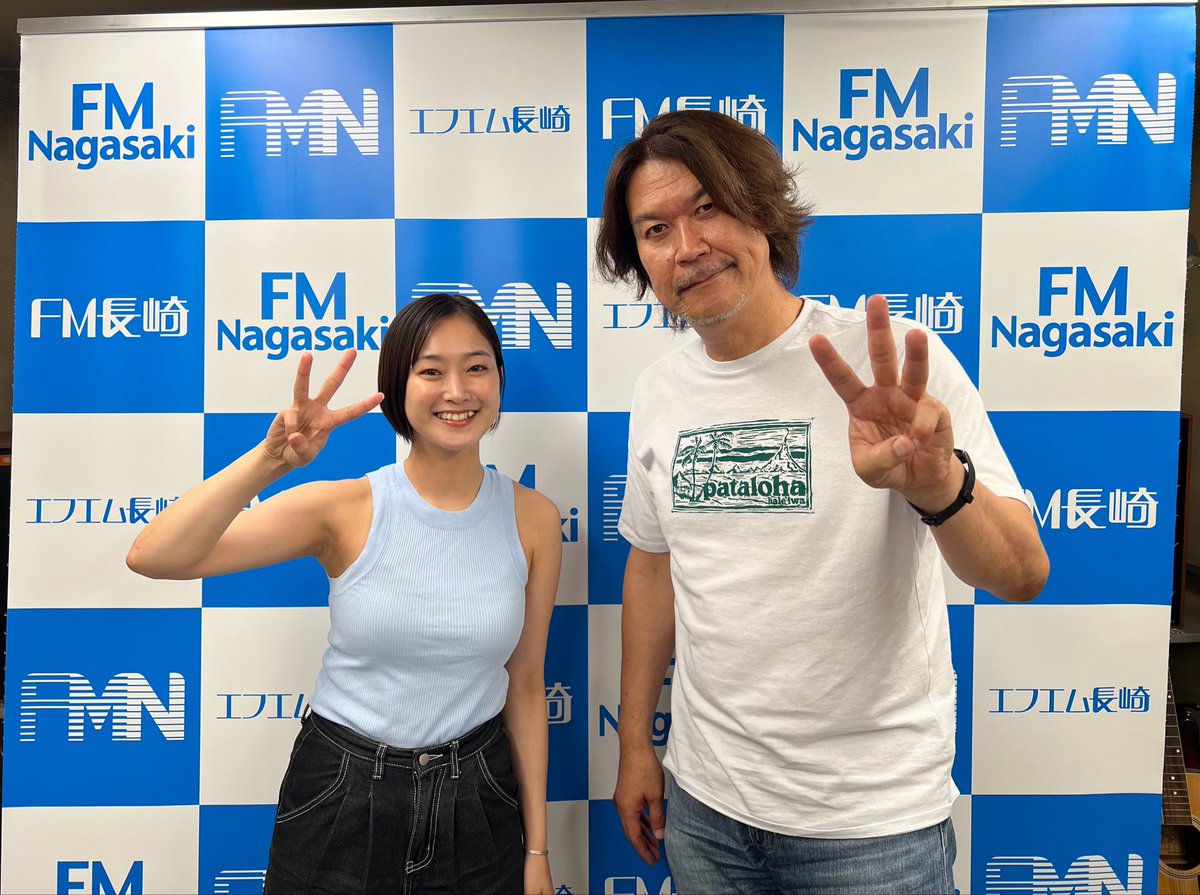 Fly_Day_Wonder3's tweet photo. 今週の #FW3 は！

安部ナナミさんとお届け中〜❗️

テーマは
【　バック・トゥー・ザ・〇〇　】。

沢山のメッセージお待ちしていま〜す✌️ https://t.co/uHoOsr9cOl