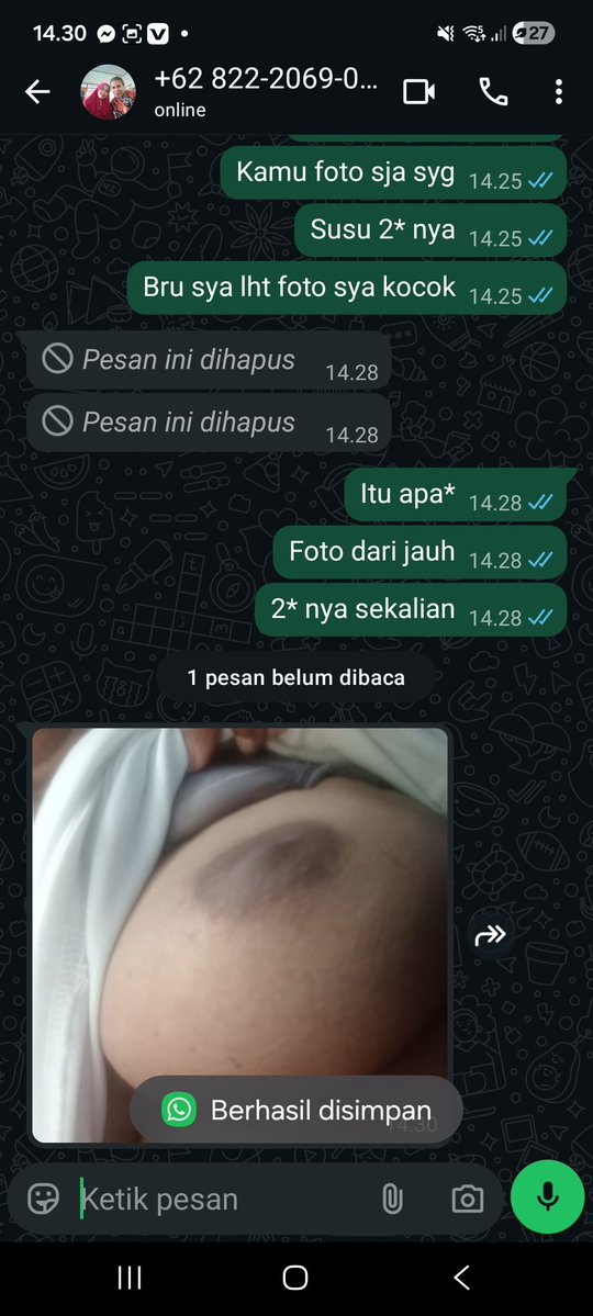 Domurhg's tweet photo. Nomor wa aktiff +62 822-2069-0630 tinggal di kaimana, suka VC sex💯💯💯 https://t.co/DbpWrB6Fn6