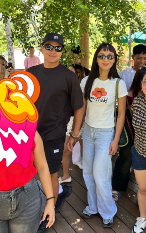 blairwaldorfs_'s tweet photo. kaila and dj are at lake apo today 🥹🥰 the hand holding her wrist kala mo maliligaw 😂🥰 https://t.co/ux9V6oEEeB