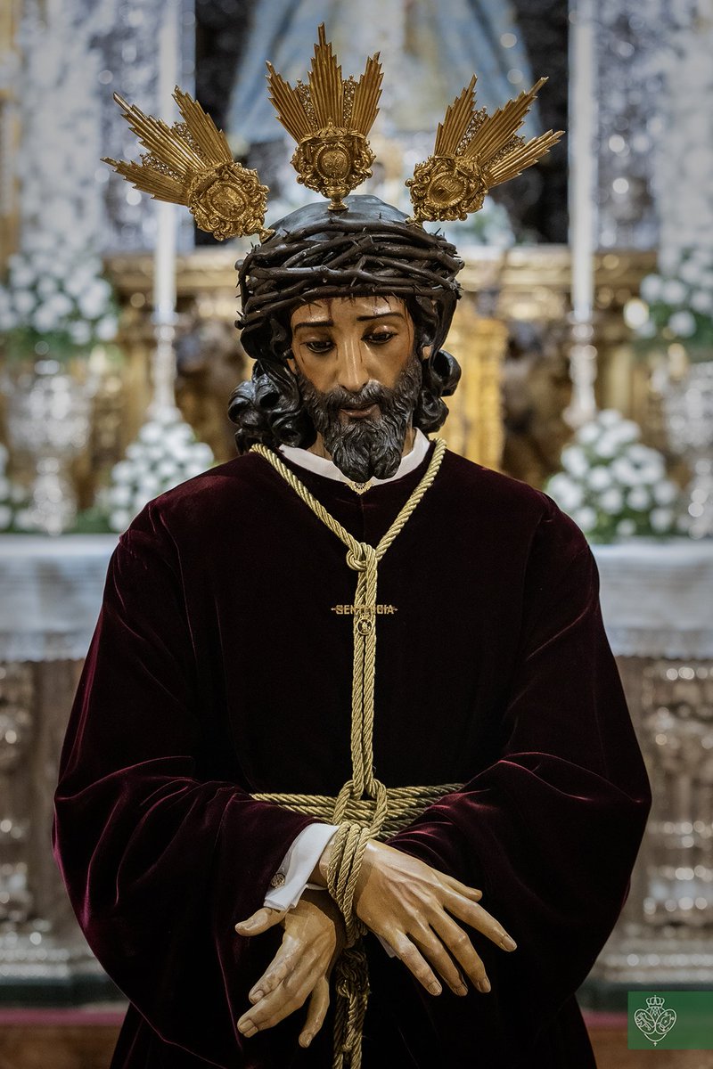 Hdad_Macarena's tweet photo. 🟣 BESAMANOS | Hoy, primer viernes de mes, celebramos el Devoto Besamanos a Nuestro Padre Jesús de la Sentencia en la Basílica de Santa María de la Esperanza Macarena.

Ante el Señor, pongamos nuestras oraciones, nuestras preocupaciones y nuestras esperanzas, confiando siempre en su infinita misericordia.

📸 @YUSTEfotos