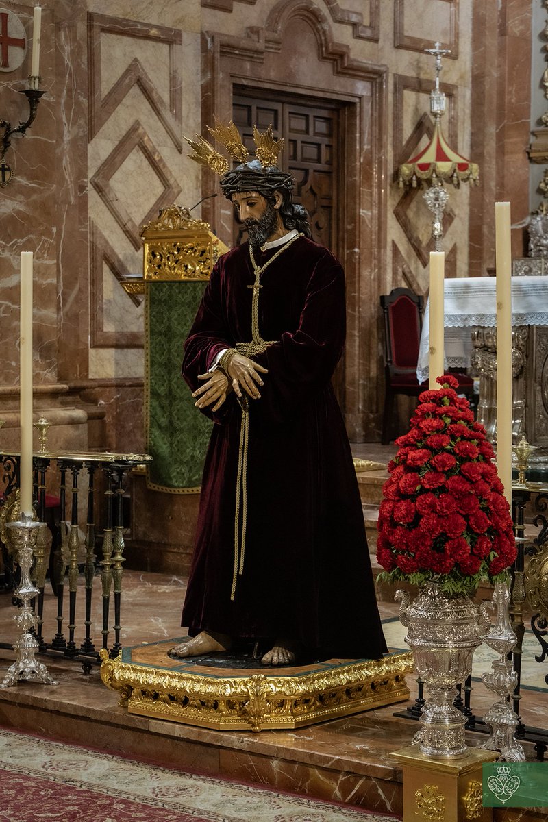Hdad_Macarena's tweet photo. 🟣 BESAMANOS | Hoy, primer viernes de mes, celebramos el Devoto Besamanos a Nuestro Padre Jesús de la Sentencia en la Basílica de Santa María de la Esperanza Macarena.

Ante el Señor, pongamos nuestras oraciones, nuestras preocupaciones y nuestras esperanzas, confiando siempre en su infinita misericordia.

📸 @YUSTEfotos