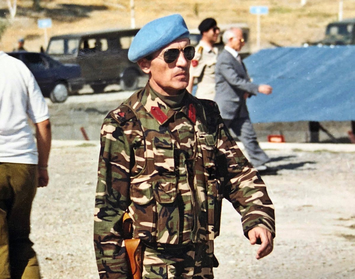 atsizinbozkurtu's tweet photo. Askerime leş toplatmam diyen efsane komutan emekli Tümgeneral Osman Pamukoğlu https://t.co/PwBfVhNWk1