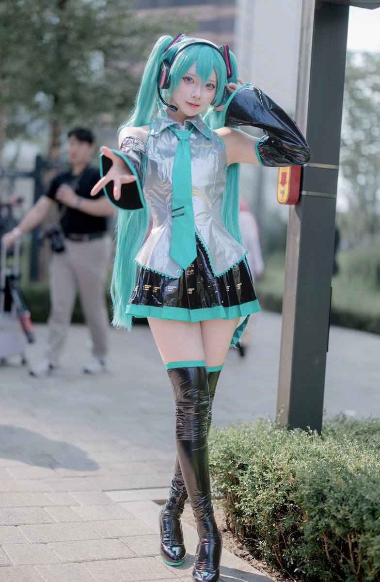 Koes_pic's tweet photo. #初音ミク #HatsuneMiku #acostaseoul
🩵@yukimuraYY2 https://t.co/ifCe5FO0Pt