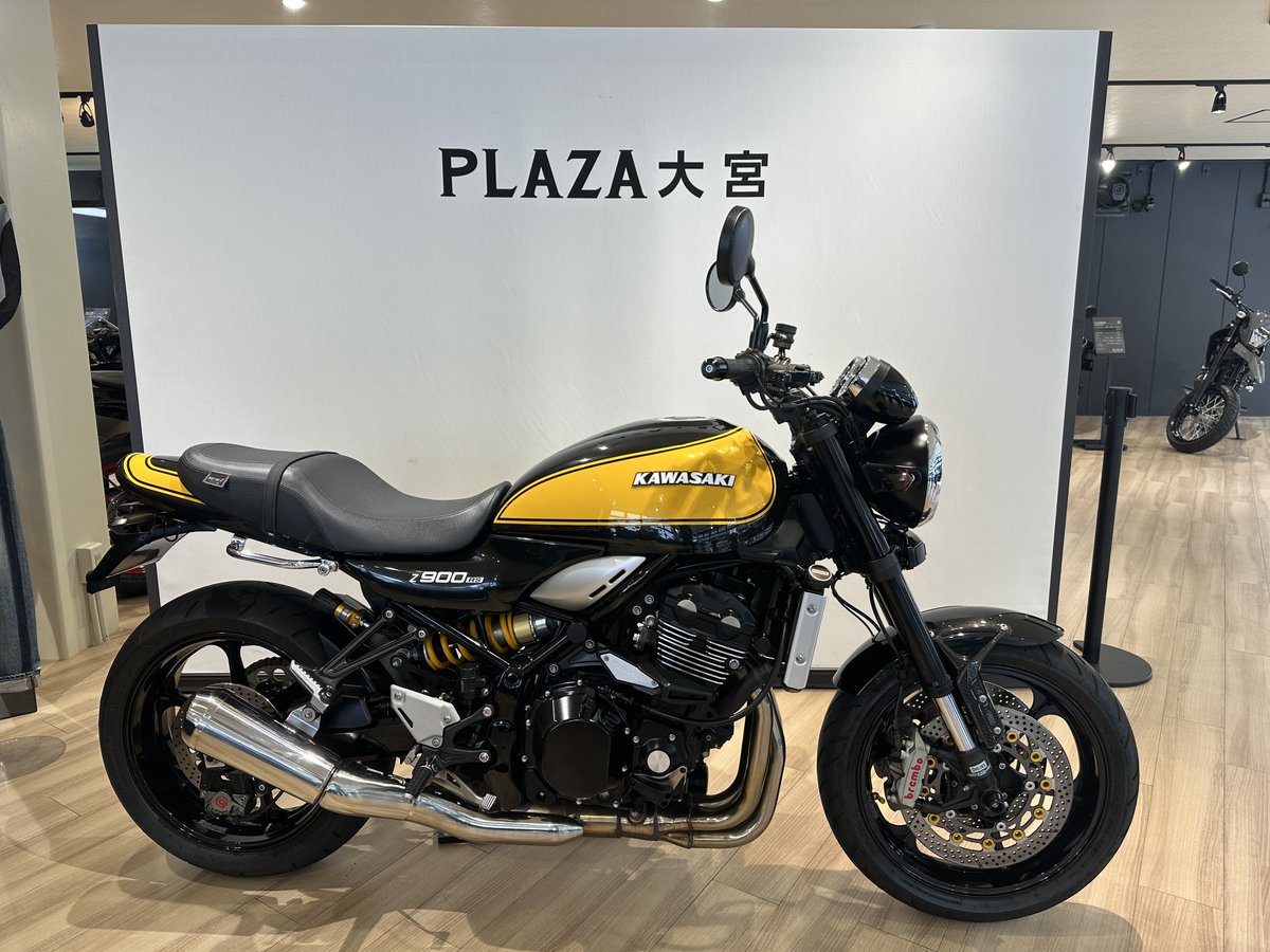 KP_omiya's tweet photo. 【中古車情報】

2019年モデル「Z900RS」が入荷しました。
外装オールペン/フロント・リアサス OHLINS/ etc

唯一無二の１台です。
詳しい内容については下記URLをご確認ください。
https://t.co/yBsn3p3pe1

ぜひお問合せお待ち致しております。

＃バイク #カワサキのある生活 #カワサキプラザ大宮 https://t.co/8d0eOEkg5O