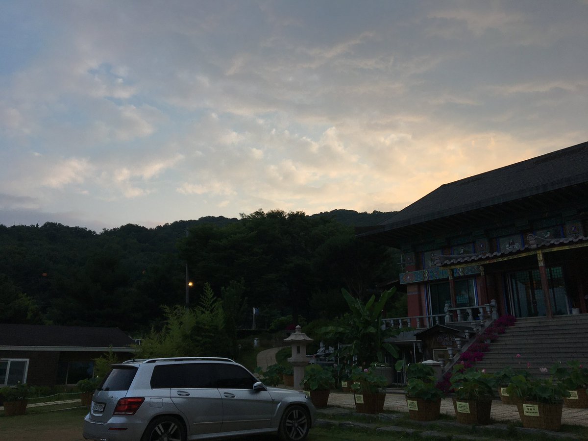 0315iii's tweet photo. 템플스테이 다녀왔어요~ https://t.co/QirJ5ZKNJ7