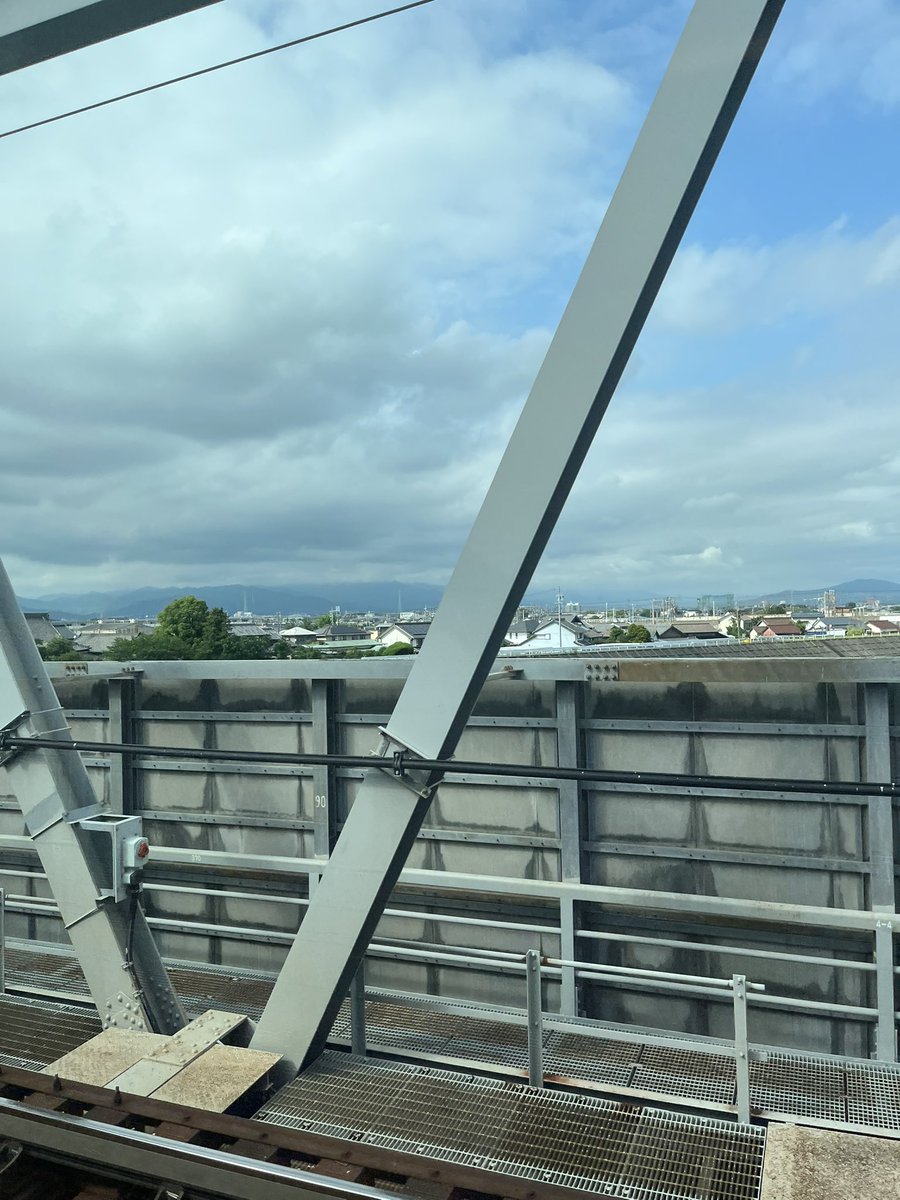 hideyo0111's tweet photo. 静岡県を抜けるまでが長い… https://t.co/bJdjzxJqqK