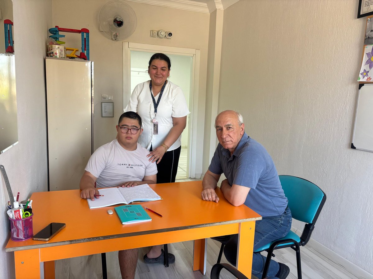 Nurdagi_MEM's tweet photo. İlçe Milli Eğitim Müdürü Rehabilitasyon Merkezini Ziyaret Etti

📌 https://t.co/pGvqWzrv56

@gantepvaliligi @Gaziantep_MEM @Dr_Onderarpaci @ncerciyas @MusaYildirim27 https://t.co/DXwA999ODC