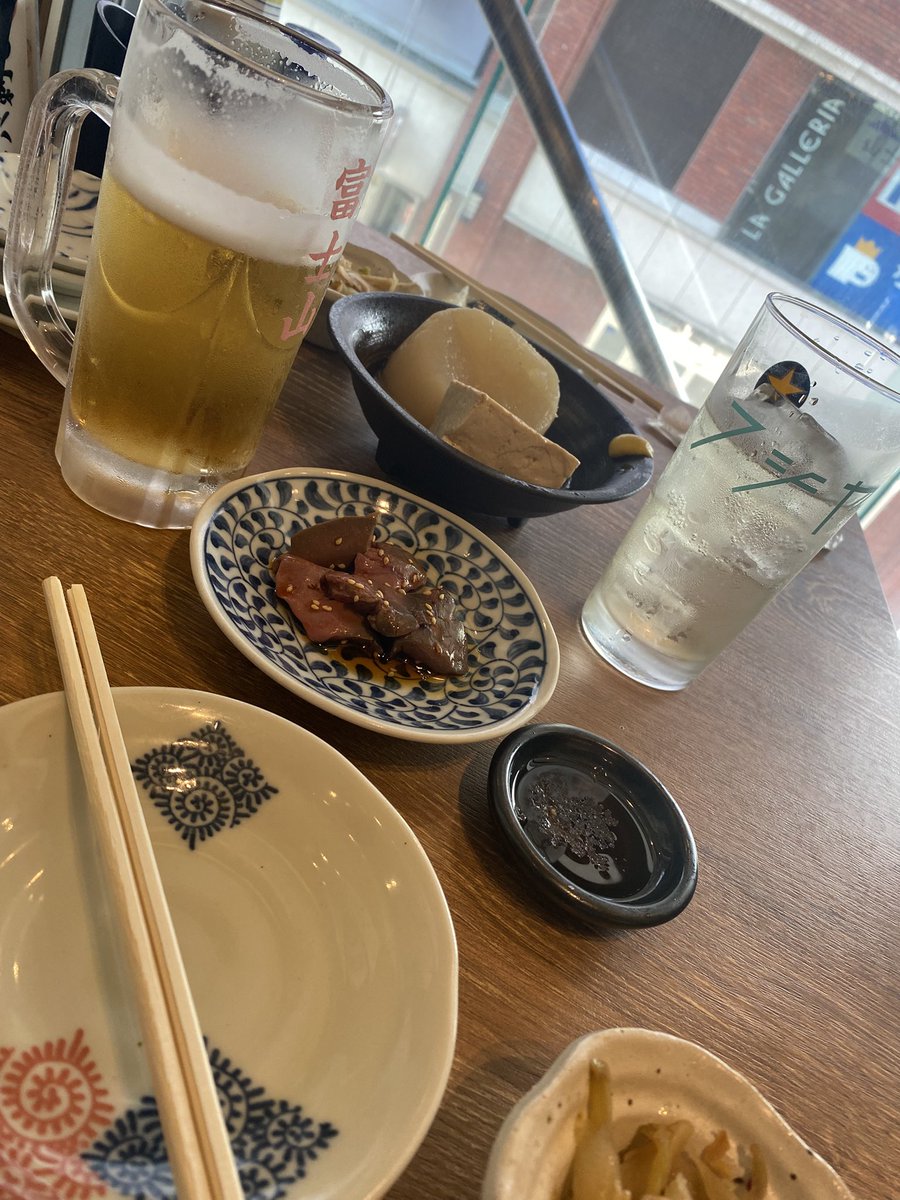 SG_SOFTWARE's tweet photo. 本日健康診断からの半休
↓
土日で帯広旅行
↓
月曜日有給休暇

というボーナスタイムが始まっております。

とりあえずスタートのレバ刺しは優勝です🏆 https://t.co/LyIu6Y2jSb
