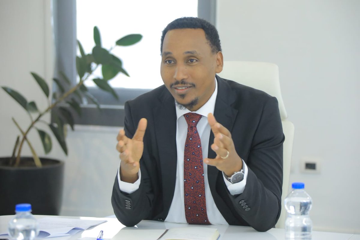 EthioInvestment's tweet photo. Representatives from Apple met with the Ethiopian Investment Commission (EIC) to discuss tech investment. EIC highlighted Ethiopia's ICT growth &amp; "Digital 2030" strategy, while Apple expressed strong interest in exploring the market. #Ethiopia #Apple #Tech https://t.co/Q9dhm29xZ0