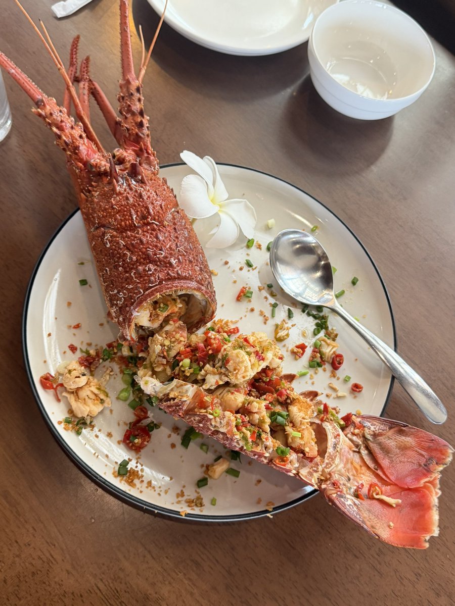 Peukamon's tweet photo. อิมอร่อยตามสไตล์ https://t.co/vN7QgHUB7R