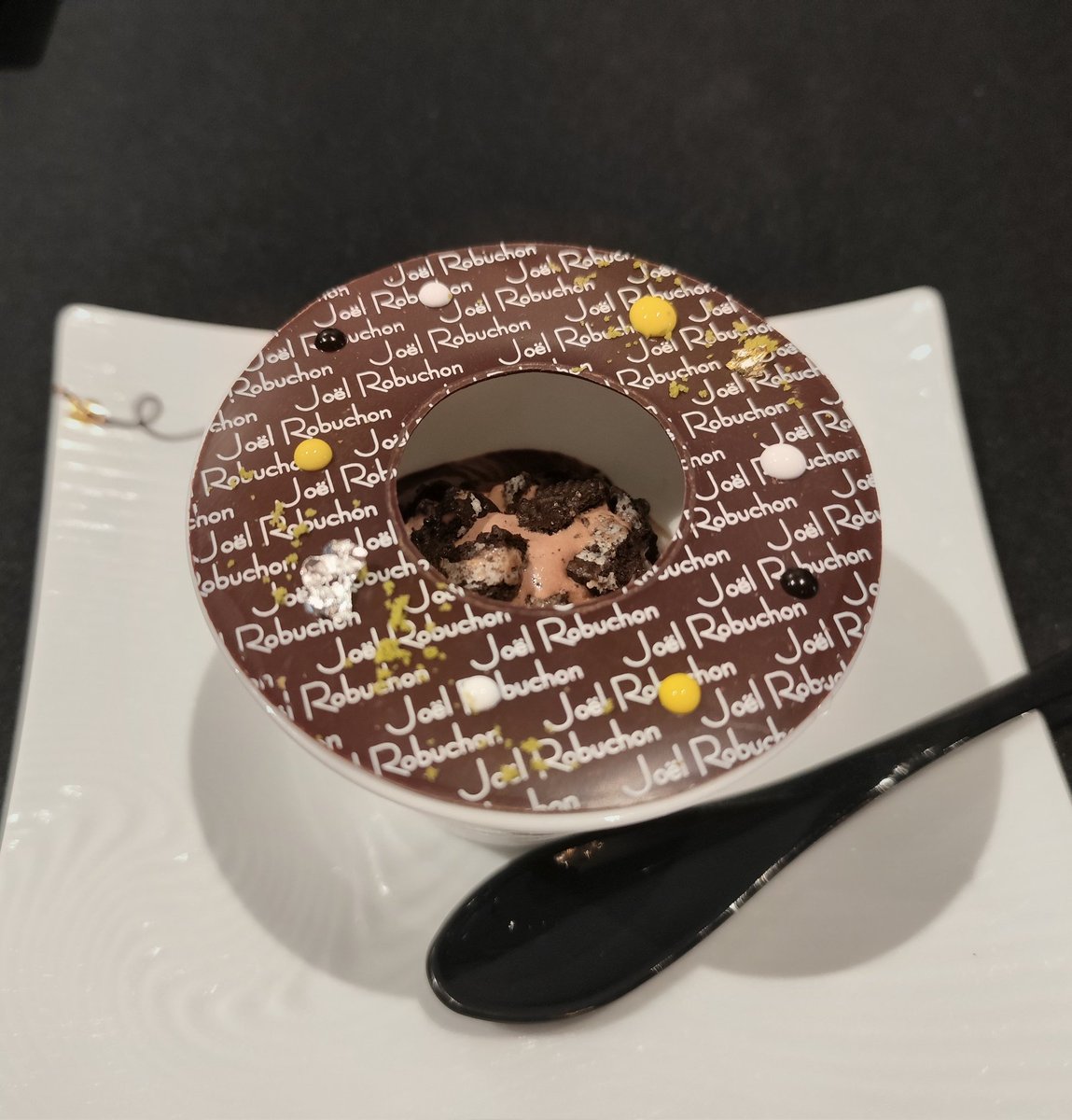Riko5555S's tweet photo. ロブション🥂
なんでこんなに美味しい料理がつくれるのだろうね？？とIQ3の感想を述べ合ったりした。 https://t.co/YrylyiaoZN