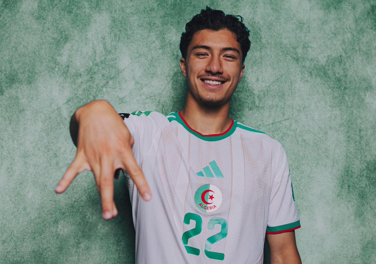 DzFootball_'s tweet photo. 🚨🚨💣 Deux jeunes joueurs de la sélection nationale n’auraient plus l’intention de porter le maillot des Verts tant que Vladimir Petković restera en poste !!! 🇩🇿❌

(🗞️@nedjarimd1) https://t.co/6mx9yo0Uny