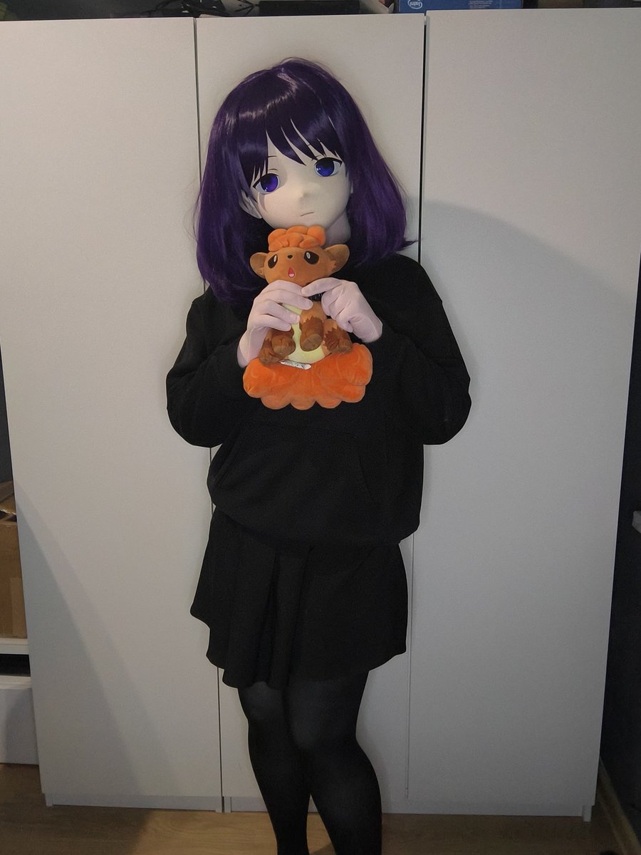 void_kig's tweet photo. do you have a favorite plushie? mine is this vulpix, vulpixes are the best~

#kigurumi #着ぐるみ #キグルミ https://t.co/DCnnVGnh3K