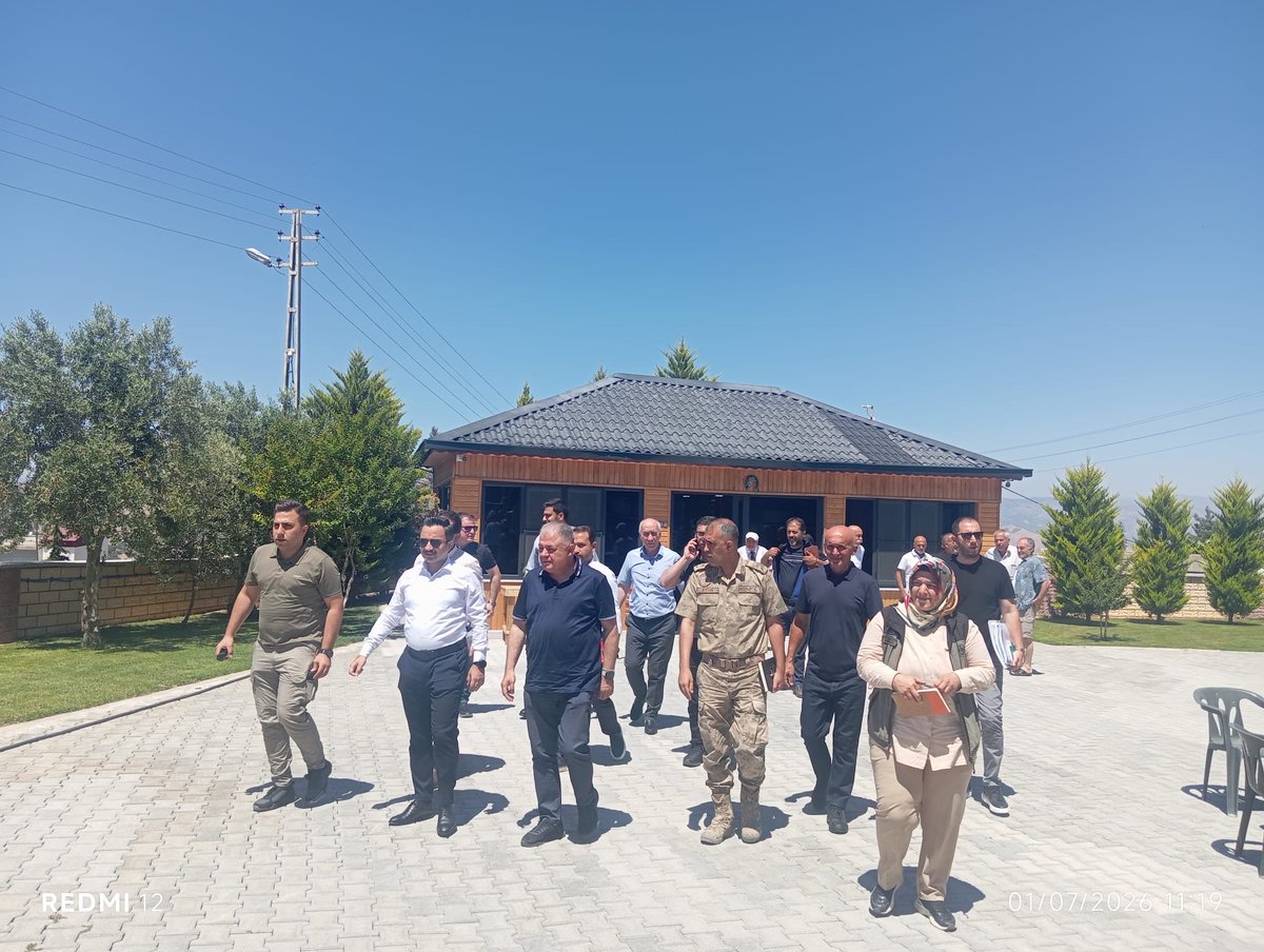 Nurdagi_MEM's tweet photo. Ataköy Mahallesi’nde Devlet-Millet Kaynaşması

📌 https://t.co/3YkMazhxCQ

@gantepvaliligi @Gaziantep_MEM @Dr_Onderarpaci @ncerciyas @MusaYildirim27 https://t.co/v5d3os0bHH