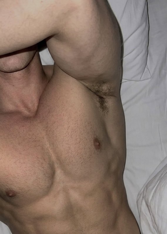 gaybitchyqueen's tweet photo. https://t.co/6kYpRDUz5I