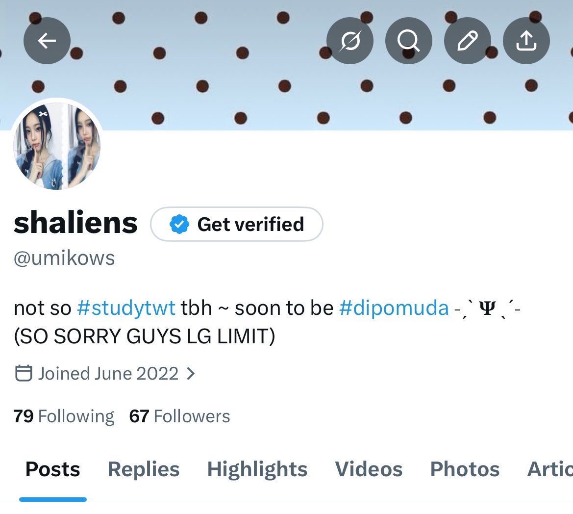 umikows's tweet photo. happy 6️⃣7️⃣ moots 🤭✌🏻 https://t.co/Au5RuDfErs
